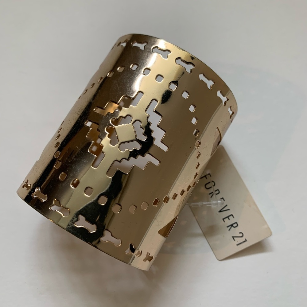 Forever 21 Cuff - Picture 3 of 4